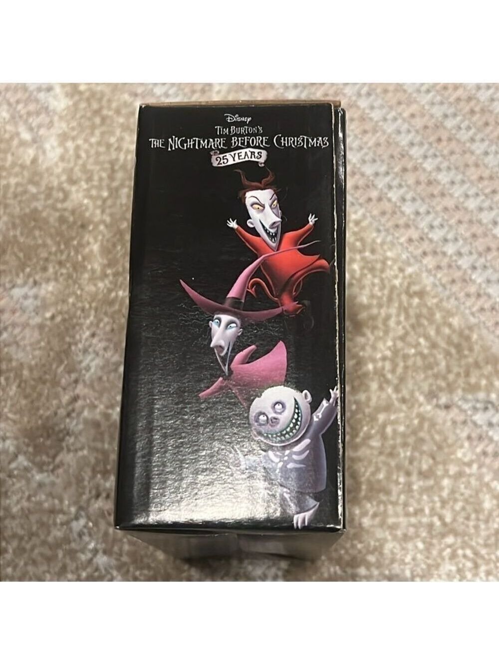 Disney Tim Burton’s The Nightmare Before Christmas Salt & Pepper Shaker set NWT - Picture 2 of 4